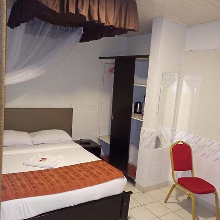 Beach View Hotel - Kisumu Kültér fotó