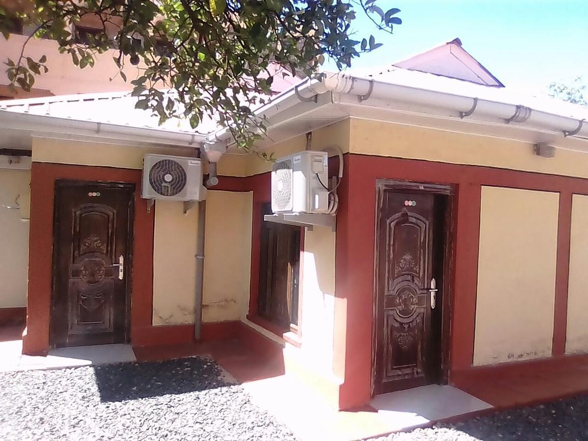 Beach View Hotel - Kisumu Kültér fotó